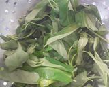 A picture of step 1 of White beans with kolmi saag bhaji.