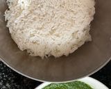 Hình bước làm 1 của món Cơm chiên rau củ “ngọc bích “ (ngày 8)