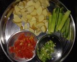 સરગવા બટાકા નું શાક (Saragva Bataka Shak Recipe In Gujarati) રેસીપી સ્ટેપ1ફોટો