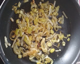 Foto del paso 1 de la receta: Cola de salmón con salsa de puerro y gambas