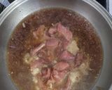 A picture of step 6 of Stir-Fried Noodles with Marinated Pork.