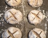 A picture of step 6 of Quick Spelt Bread Rolls.