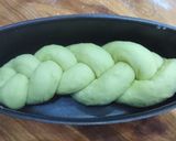 Hình bước làm 3 của món Bánh mì hoa cúc phô mai lá dứa