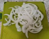 Foto del paso 4 de la receta Jamoncitos de pollo guisados con boniato y tomate