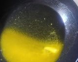 Foto langkah ke 2 dari resep Martabak manis teflon.
