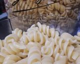 Foto langkah ke 1 dari resep Fusilli Savoury.
