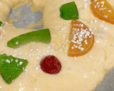 Foto del paso 8 de la receta: Roscón de reyes relleno de nata