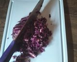 Foto del passaggio 2 della ricetta Risotto con cavolo viola, gorgonzola e noci