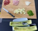 Foto del paso 1 de la receta: Calabacín relleno al horno