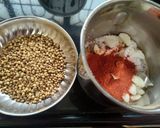 A picture of step 2 of Dry Coriander Seeds Chutney.