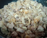 Foto del paso 3 de la receta: Risotto de secreto y champiñones