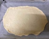 A picture of step 3 of Teriyaki Mayo Chicken Pizza.