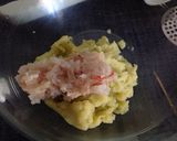Foto del passaggio 2 della ricetta Culurgiones con ripieno di patata, menta e tartare di gamberi