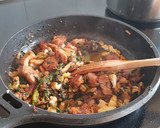 Foto del paso 7 de la receta: Pasta gratinada con carne, acelgas y coliflor