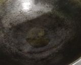 A picture of step 3 of Pumpkin and papaya white gravy.