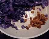Foto del paso 3 de la receta Lombarda con pasas y piñones