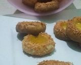 Foto langkah ke 9 dari resep Lemon thumbprint cookies.