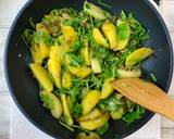 Umami Taste Potatoes with Shiitake Powder and Lots of Cilantro recipe step 7 photo