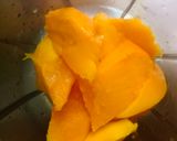 A picture of step 1 of Mango Milkshake🍹.