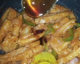 A picture of step 4 of Honey Chilli Potatoes.