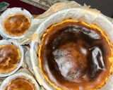 Foto langkah ke 6 dari resep Basque burnt cheesecake.