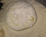 A picture of step 2 of Gobhi aloo ki sabji ka paratha.