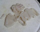 Foto del paso 1 de la receta: Malfatti de tubo de calamar (con salsa de langostinos)