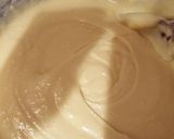 A picture of step 5 of Pound Cake with cream cheese.