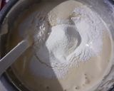 Foto langkah ke 3 dari resep Bolu Pisang Lembut Wangi Takaran Sendok Pake Oven Tangkring.