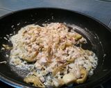 Foto del passaggio 4 della ricetta Ravioli con carciofi e pesce persico