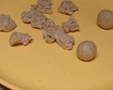 A picture of step 6 of Bread Gulab Jamun.