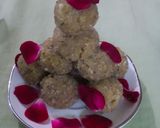 A picture of step 3 of Coconut laddu.