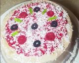 A picture of step 10 of Pizza theme cake (mix flavor).