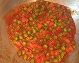 A picture of step 7 of Carrot and Peas Curry.