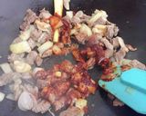 Foto langkah ke 2 dari resep Spicy Gochujang Stew with Meat.