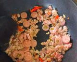 รูปขั้นตอนการทำที่ 1 ของ ผัดกะเพราหมูสับแหนมหมูเมนูทำง่าย