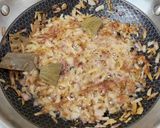A picture of step 5 of Methi Chicken.