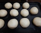 Foto langkah ke 3 dari resep Roti manis.