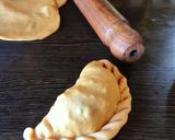 Foto del paso 4 de la receta: Empanadas de pescado boga