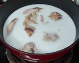 A picture of step 2 of Chicken Massaman Curry.