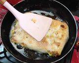 Foto langkah ke 4 dari resep Martabak telur teflon.