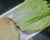 Foto del paso 5 de la receta: Sándwich con muchos vegetales y pollo🥙🥯🧅🍆🍗🥪
