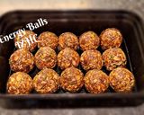 A picture of step 7 of 🥥🥜🌰Energy Balls🌰🥜🥥.