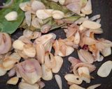 Foto langkah ke 2 dari resep Tumis Kangkung Ringan.