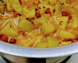 A picture of step 5 of Delicious Lauki Curry.