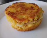 Foto del paso 6 de la receta: Sandwich de queso y dulce de guayaba🥯🍯🧀en pan de maiz🥐🌽🥯