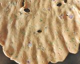 A picture of step 5 of Onion Thalipeeth.