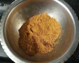 A picture of step 1 of Baigan masala fry.