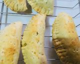 A picture of step 7 of Baked Meat pie.