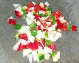 Foto langkah ke 5 dari resep Tumis Ayam Paprika.